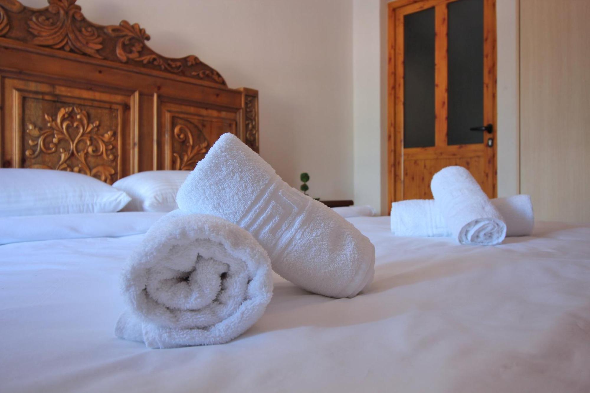 Guri Guesthouse Gjirokastra Zewnętrze zdjęcie