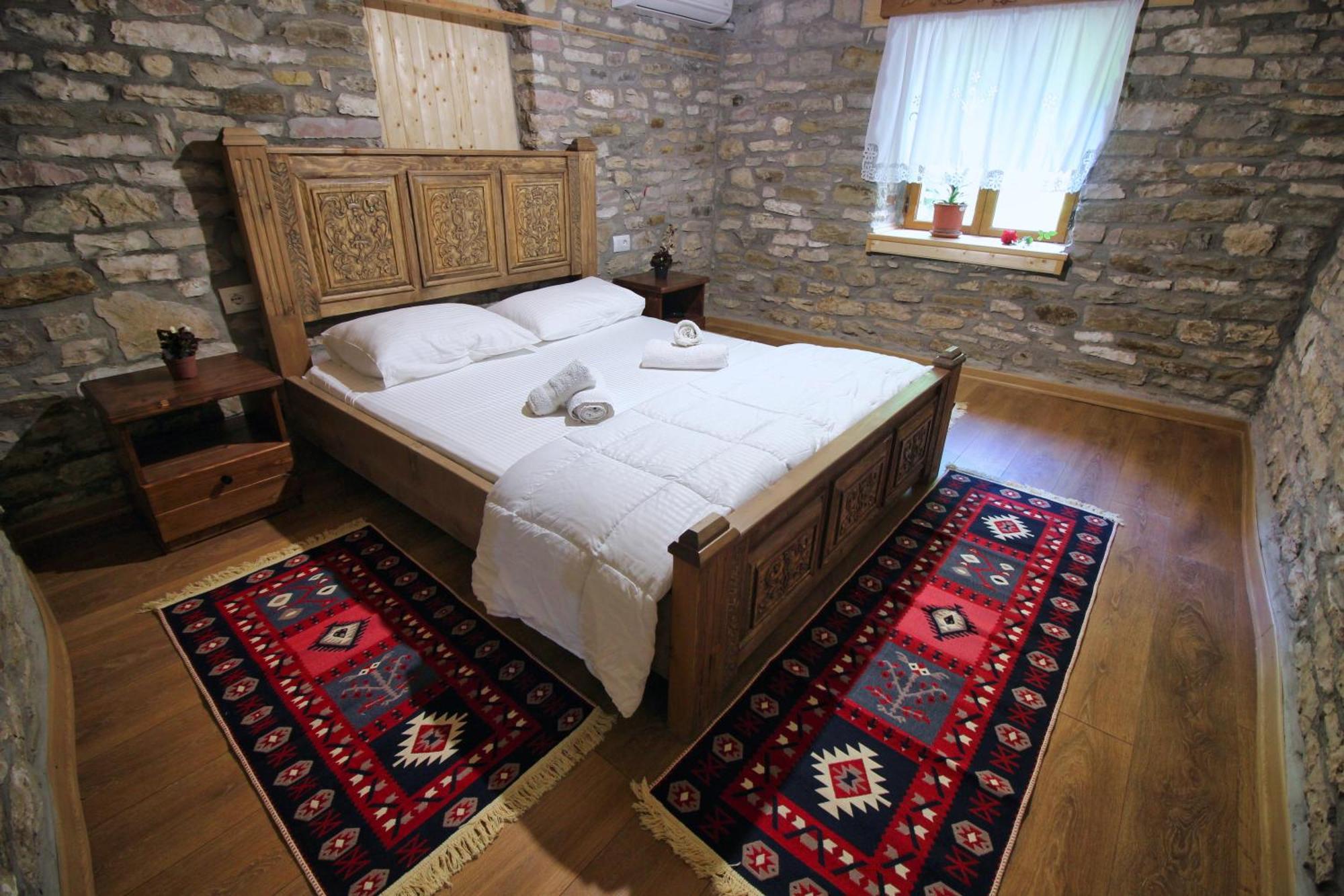 Guri Guesthouse Gjirokastra Zewnętrze zdjęcie