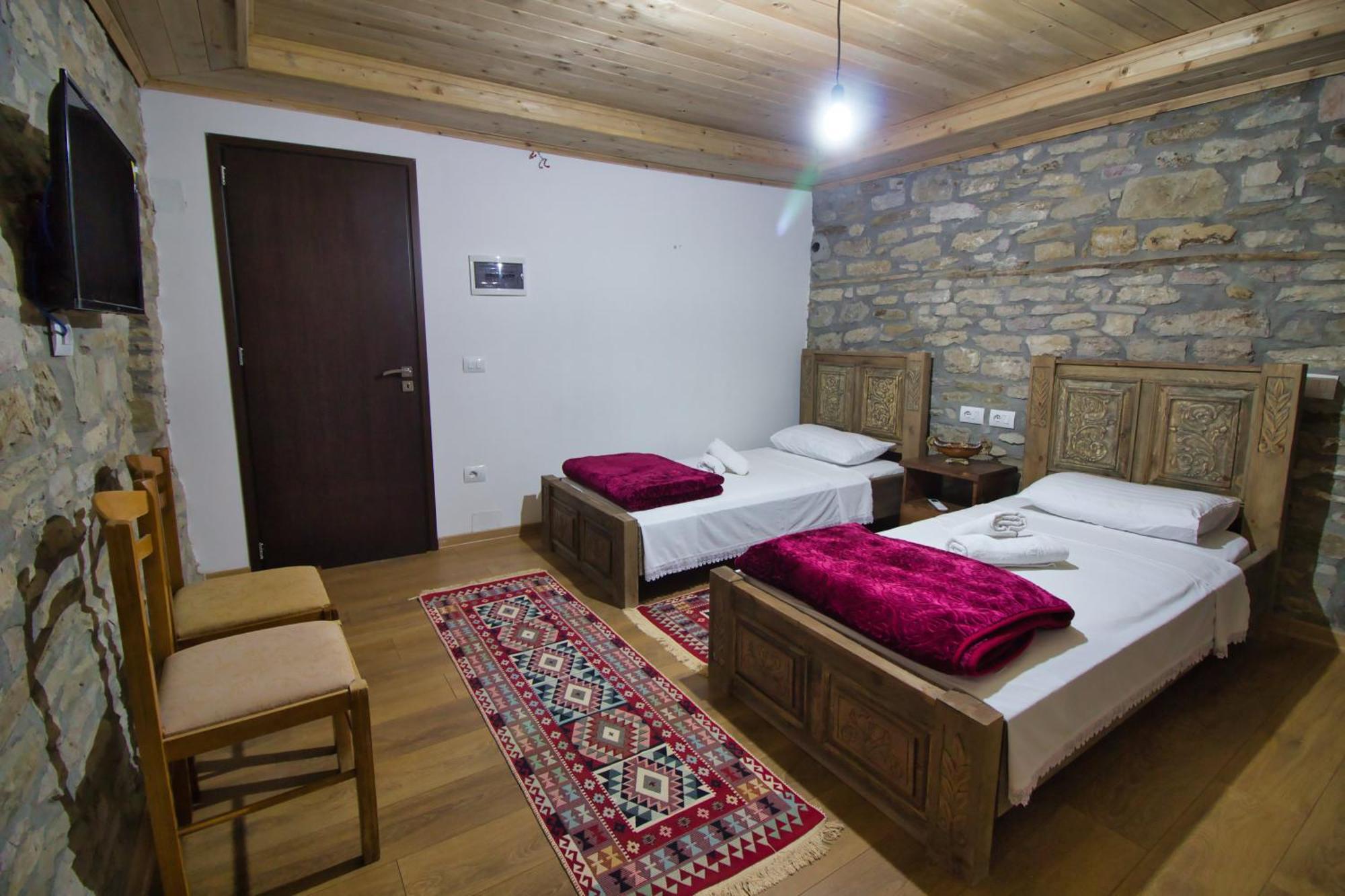 Guri Guesthouse Gjirokastra Zewnętrze zdjęcie