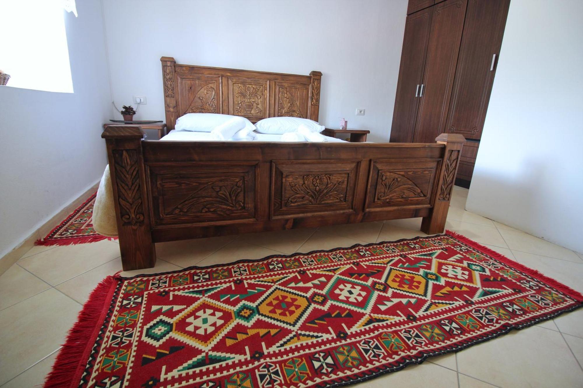 Guri Guesthouse Gjirokastra Zewnętrze zdjęcie