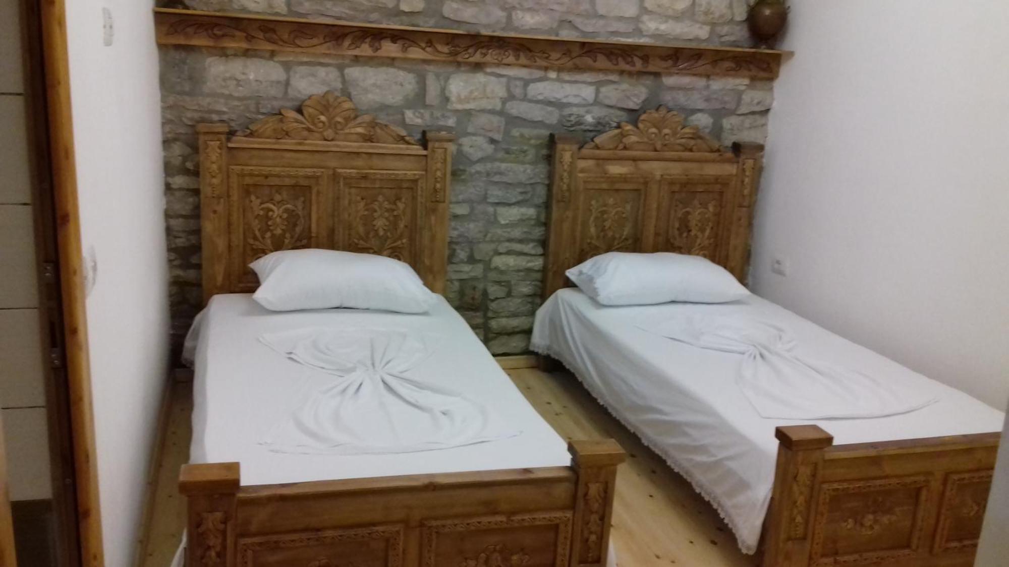 Guri Guesthouse Gjirokastra Zewnętrze zdjęcie