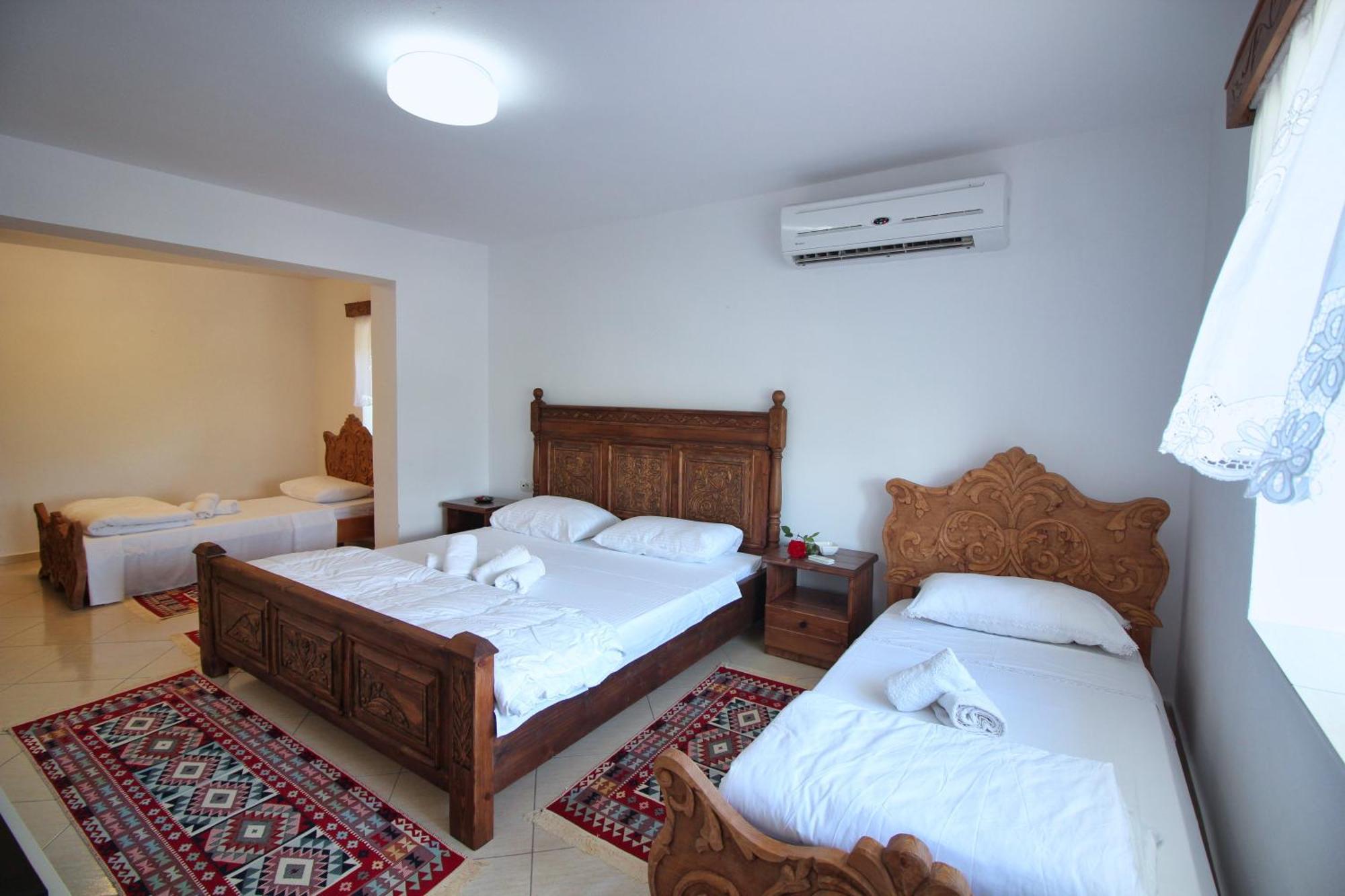 Guri Guesthouse Gjirokastra Pokój zdjęcie